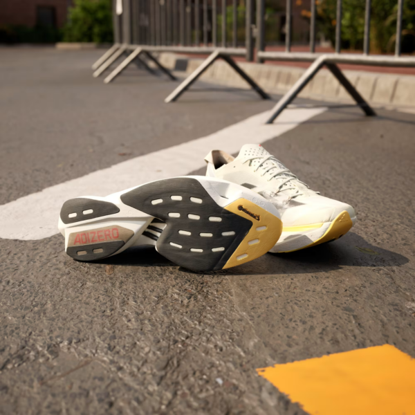 Giay Adidas Adizero Adios Pro 3 ‘Ivory Pack’ IG6442