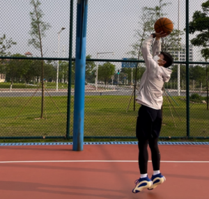 Giay Adidas Harden Vol 8 'Blue Fusion' IE2697