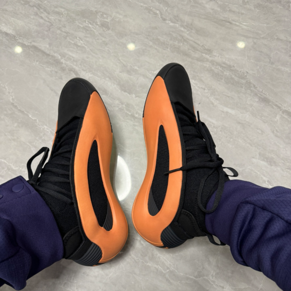 Giay Adidas Harden Vol. 8 'Sculpt' IE2694