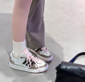 Giay Adidas Originals Forum Low 'Brown White' ID6265