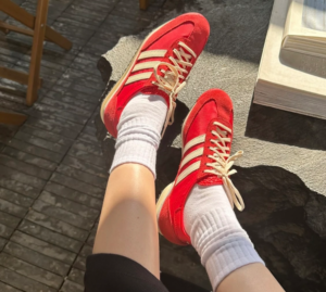 Giay Adidas SL72 'Scarlet Cream White' IE3475