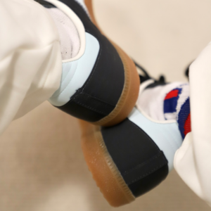 Giay Adidas Samba OG 'Carbon Almost Blue Gum' ID0493