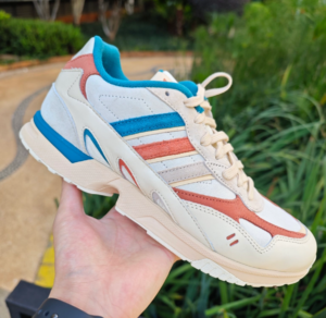 Giay Adidas Torsion Super x END. 'Equals Cream' ID7589