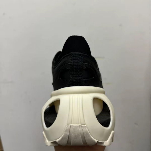 Giay Adidas Wonder Runner Pro 'Black' ID3658