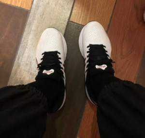 Giay Asics Gel Kayano 27 'White Golden Red' 1011B174-100