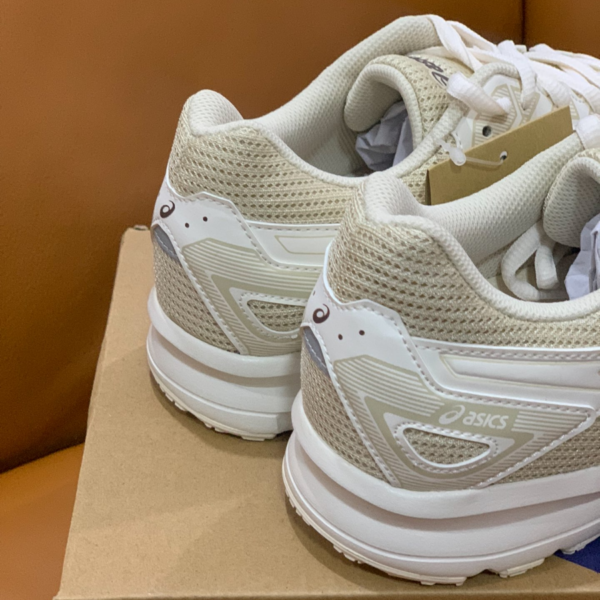Giay Asics Jog 100 2 'Brown White' 1013A125‑200