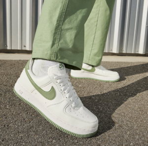 Giay Nike Air Force 1 '07 NN 'Oil Green' DV3808-106