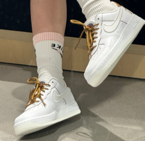 Giay Nike Air Force 1 Low '1972' HF5716-111