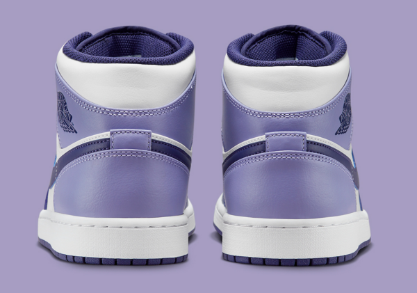 Giay Nike Air Jordan 1 Mid GS 'Purple Toe' DQ8423-515