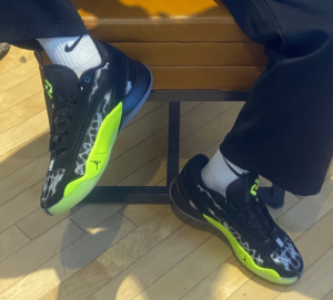 Giay Nike Air Jordan Luka 2 'Black Volt' DX8733-017