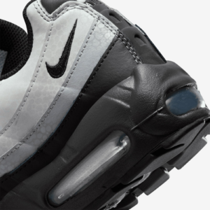 Giay Nike Air Max 95 'Reflective Safari' DV5581‑001