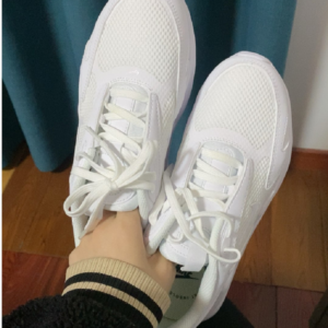 Giay Nike Air Max Bolt GS 'Triple White' CW1626-104