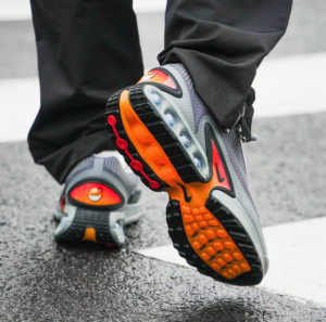 Giay Nike Air Max DN GS 'Particle Grey' FB8987-002