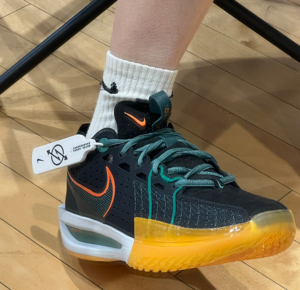 Giay Nike Air Zoom GT Cut 3 'Nike University' DV2913-001