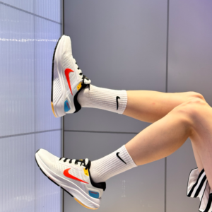 Giay Nike Air Zoom Structure 24 'White Picante Red' DA8570-107