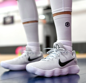 Giay Nike Hyperdunk 2017 Low 'White Black' 897663-100