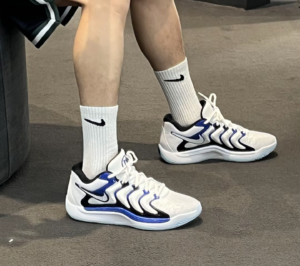 Giay Nike KD17 EP 'White Game Royal' FJ9488-100