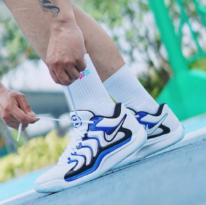 Giay Nike KD17 EP 'White Game Royal' FJ9488-100