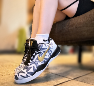 Giay Nike Kobe 8 Protro 'Mambacita' FV6325-100