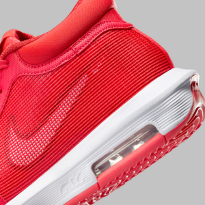 Giay Nike LeBron Witness 8 'Light Crimson' FB2239-600