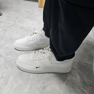 Giay Nike Air Force 1 '07 'Sail Black' HF1058-133