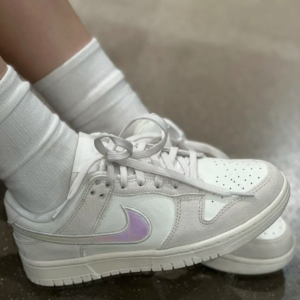 Giay Nike Dunk Low 'Iridescent Swoosh' HF5074-133