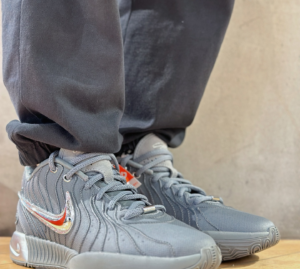 Giay Nike LeBron 21 'Cool Grey' HF5353-001