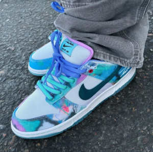 Giay Nike Dunk Low SB x Futura Laboratories 'Aqua' HF6061-400