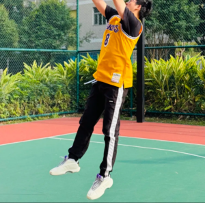 Giay Adidas Crazy 'White Purple' HQ3925