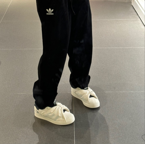 Giay Adidas Superstar x Melting Sadness 'Shu Shi' ID9474