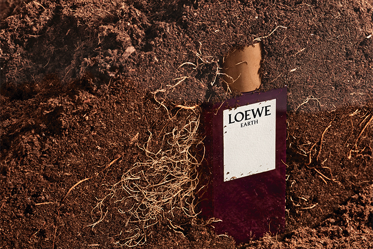 Loewe Earth - sự kết hợp tinh tế của thiên nhiên và nghệ thuật nước hoa Hinh anh 2: Loewe Earth - su ket hop tinh te cua thien nhien va nghe thuat nuoc hoa