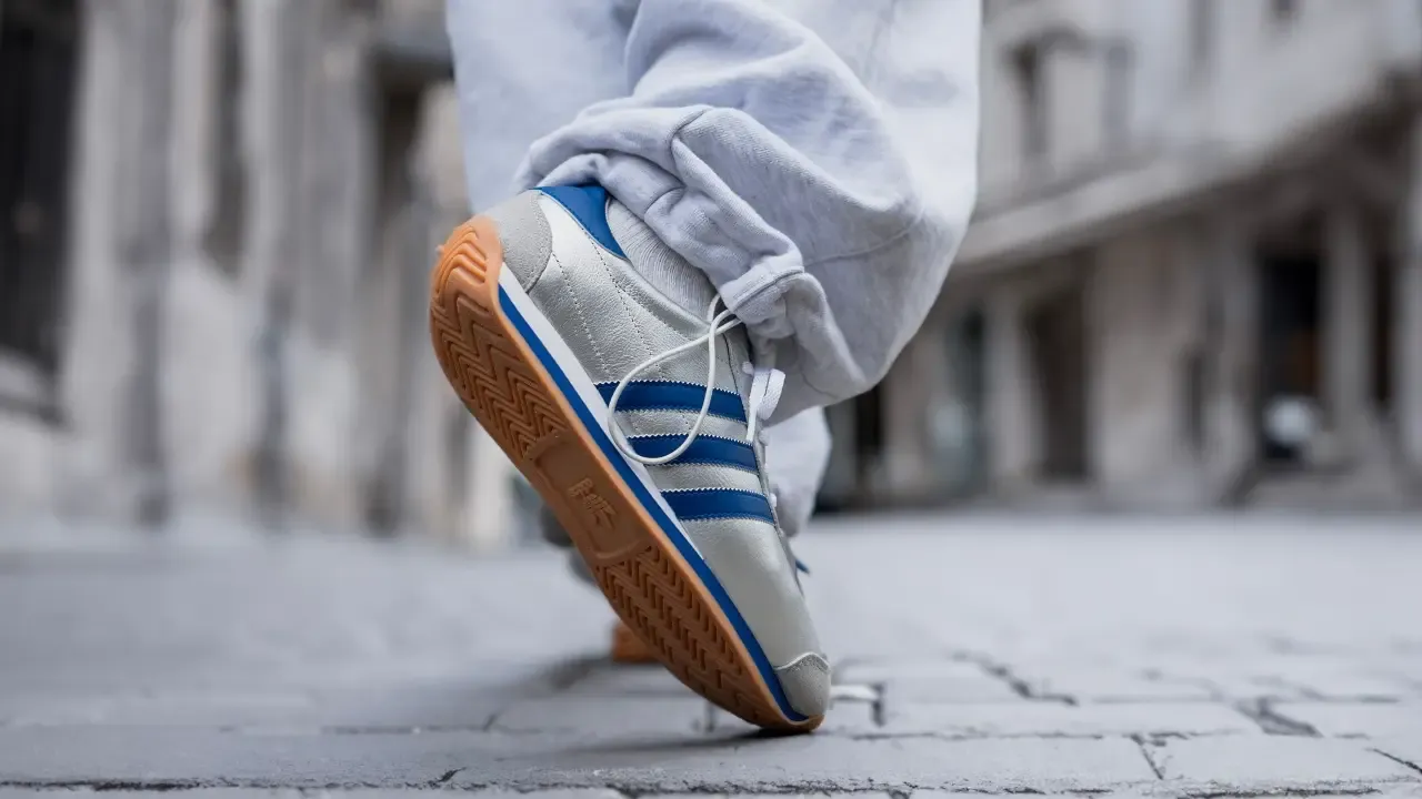 Những mẫu giày adidas tạo nên trend nhất từ đầu 2024 đến nay Hinh anh 6: Nhung mau giay adidas tao nen trend nhat tu dau 2024 den nay