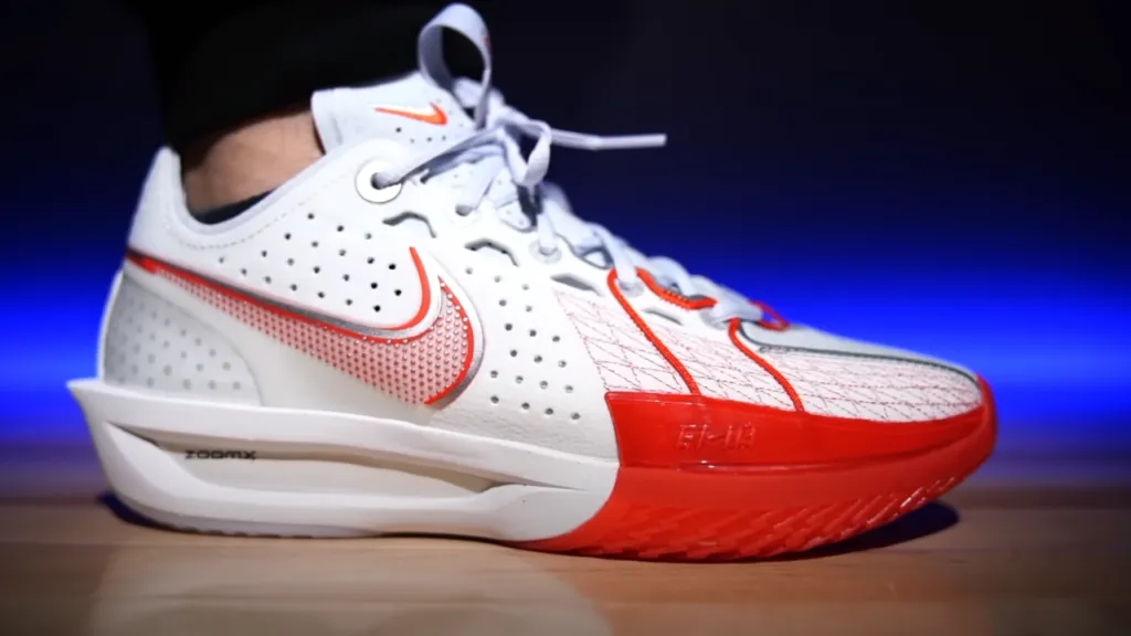 Nike GT Cut 3: Điểm nổi bật của đôi giày bóng rổ hàng đầu Hinh anh 2: Nike GT Cut 3: Diem noi bat cua doi giay bong ro hang dau