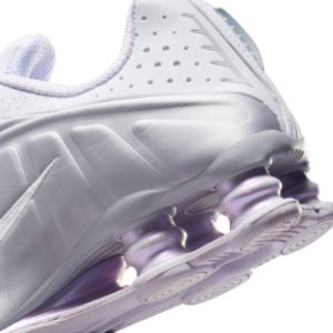 Giay Nike Shox R4 'Platinum Barely Grape' HF5076-100