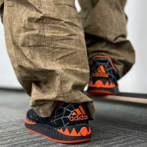 Giay Adidas Adimatic 'Halloween' IG4024
