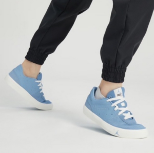 Giay Nike Air Jordan Series ES 'Chambray' DN1857-400