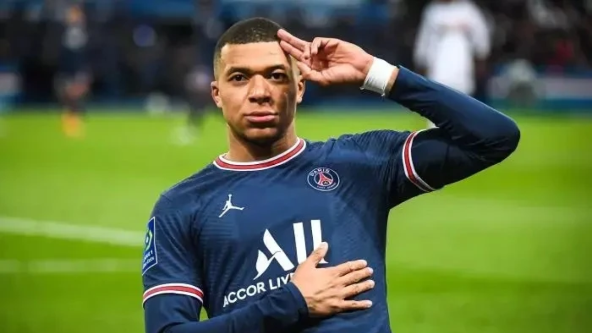 Khám phá hành trình Nike Mercurial cùng siêu sao Kylian Mbappé Hinh anh 1: Kham pha hanh trinh Nike Mercurial cung sieu sao Kylian Mbappe