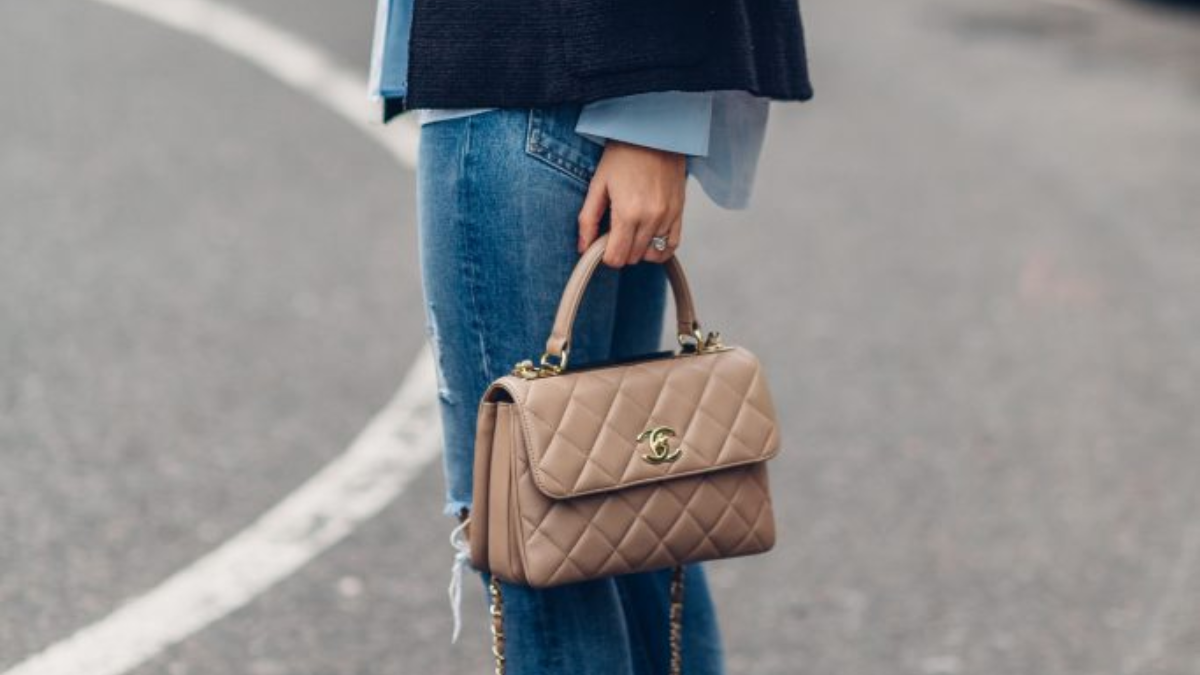 Túi Chanel Trendy CC: Biểu tượng bất ngờ cho phái nữ Hinh anh 2: Tui Chanel Trendy CC: Bieu tuong bat ngo cho phai nu