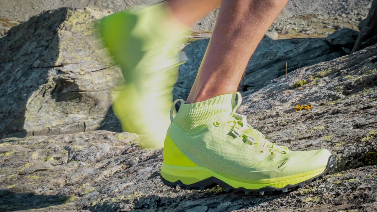 Giày leo núi có phù hợp cho việc sử dụng hàng ngày? Hinh anh 8: Giay leo nui co phu hop cho viec su dung hang ngay?