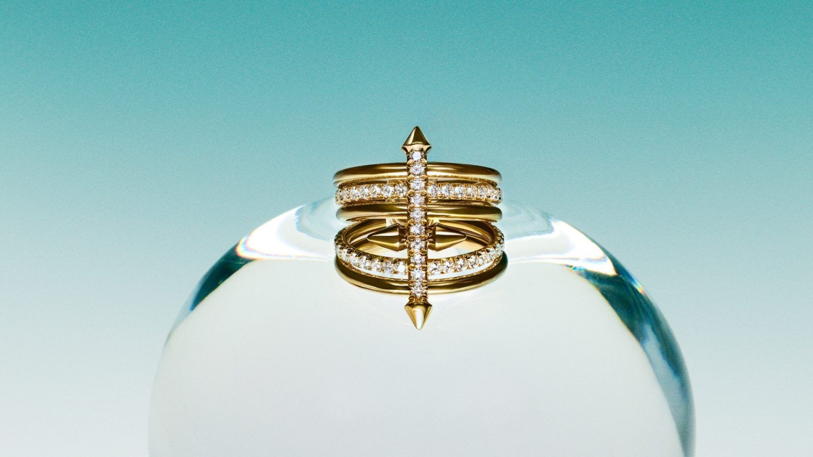 Hinh anh 3: Tiffany Titan cua Pharrell - khi van hoa Hy Lap duoc lam moi voi trang suc cao cap