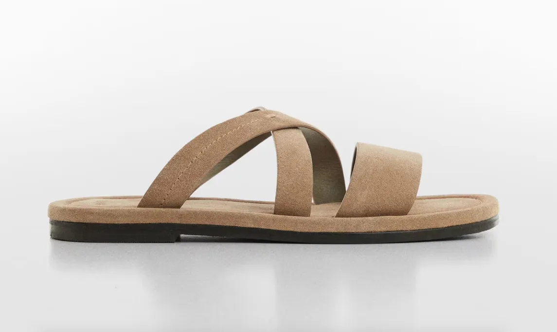 Top 12 mẫu sandal nam đẹp nhất dành cho mùa hè thoải mái Hinh anh 7: Top 12 mau sandal nam dep nhat danh cho mua he thoai mai