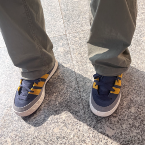 Giay Adidas Originals Adimatic 'Navy Yellow' ID0999