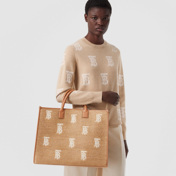 Tui Burberry Large Freya Tote 'Natural' 80523561