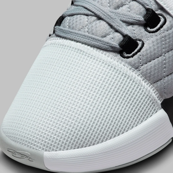 Giay Nike LeBron Witness 8 'White Smoke Grey' FB2239-100