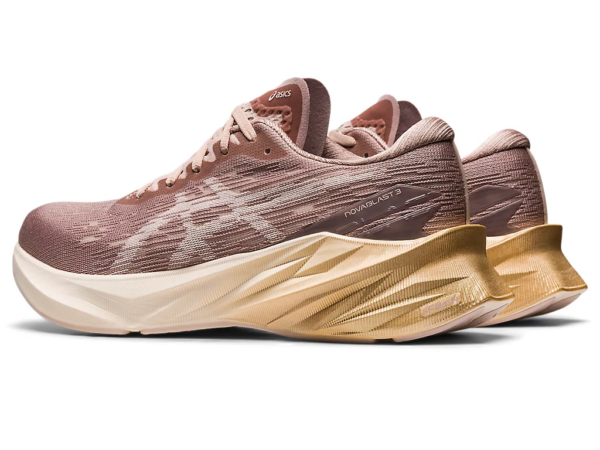Giay Asics Novablast 3 'Fawn Mineral Beige' 1012B288-702