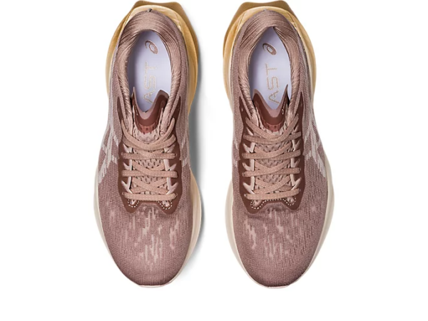 Giay Asics Novablast 3 'Fawn Mineral Beige' 1012B288-702
