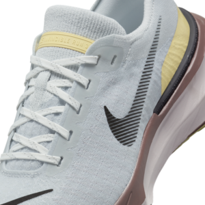 Giay Nike ZoomX Invincible Run 3 'Photon Dust' DR2660-005