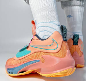 Giay Nike Zoom Freak 3 EP 'Stay Freaky' DA0695-600