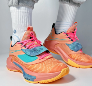 Giay Nike Zoom Freak 3 EP 'Stay Freaky' DA0695-600