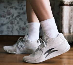 Giay Nike Air Jordan Zion 3 SE 'Light Bone' FN1714-040